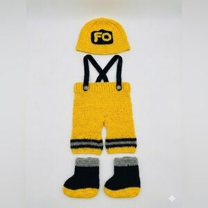 Kids Yellow and Black Knit Hat Set